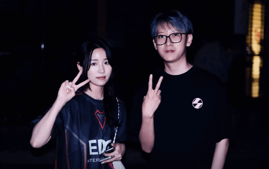 Yamzzi · 初次相遇与牛人的合照